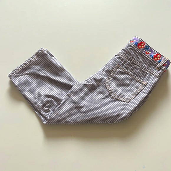 OSHKOSH | Girl’s Pants - 24 Months. Ticking Stripes and floral embroiderey - Picture 3 of 8